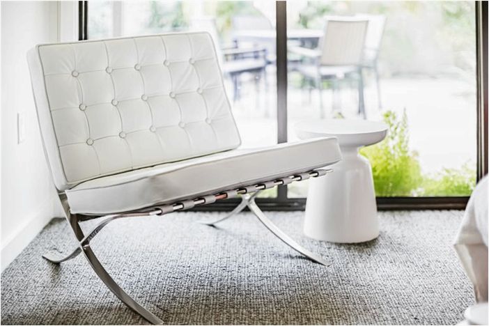 Как определить подлинный стул Knoll Barcelona Chair
